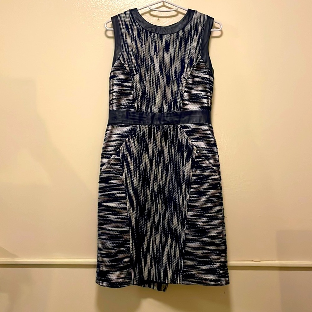 Milly size 6 dress, runs small but very cute. Pre- owned